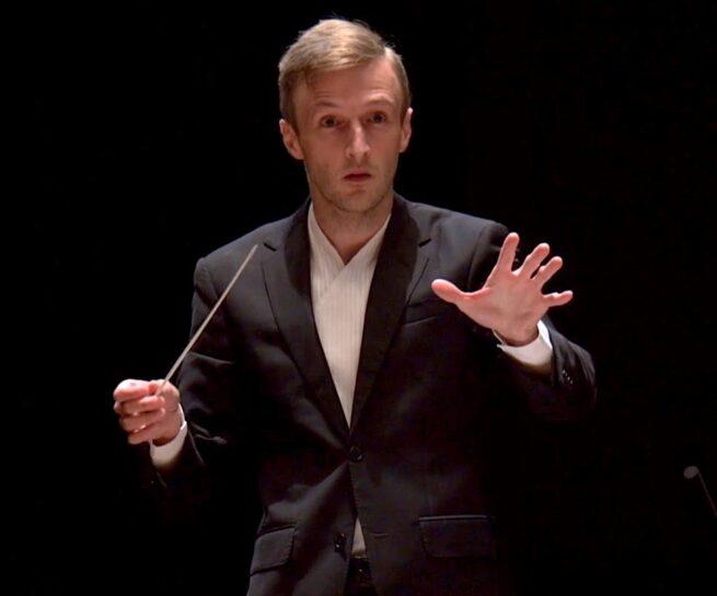 Portrait Andrei Feher conductor