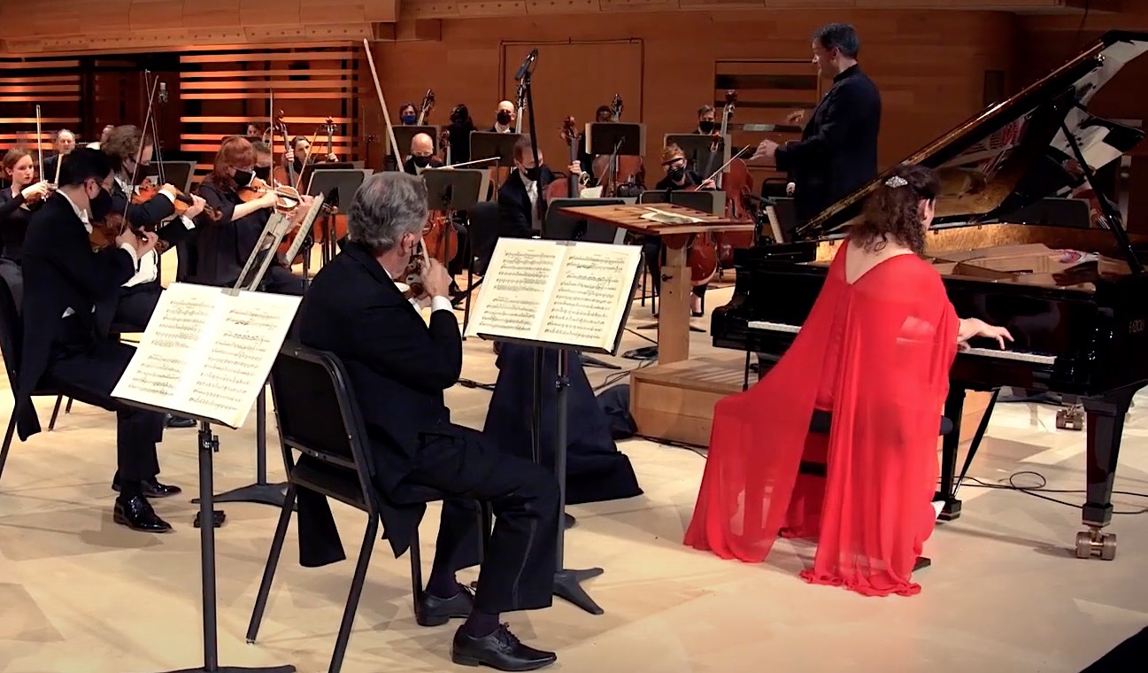 Pianist Angela Hewitt performs with OSM